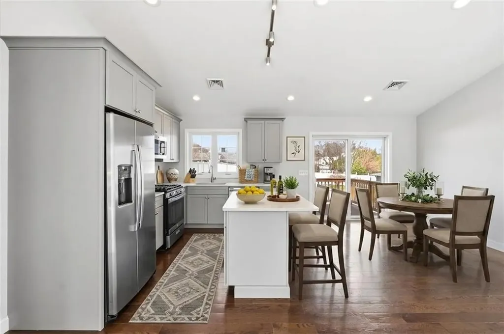 29 Calumet Avenue Johnston RI 02919