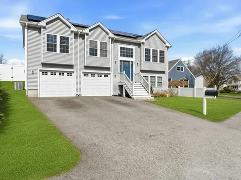 29 Calumet Avenue Johnston RI 02919
