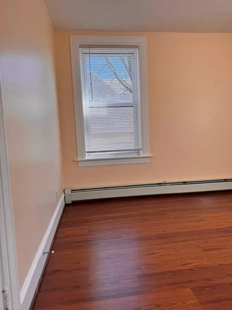 31 33 Potters Street Pawtucket RI 02860