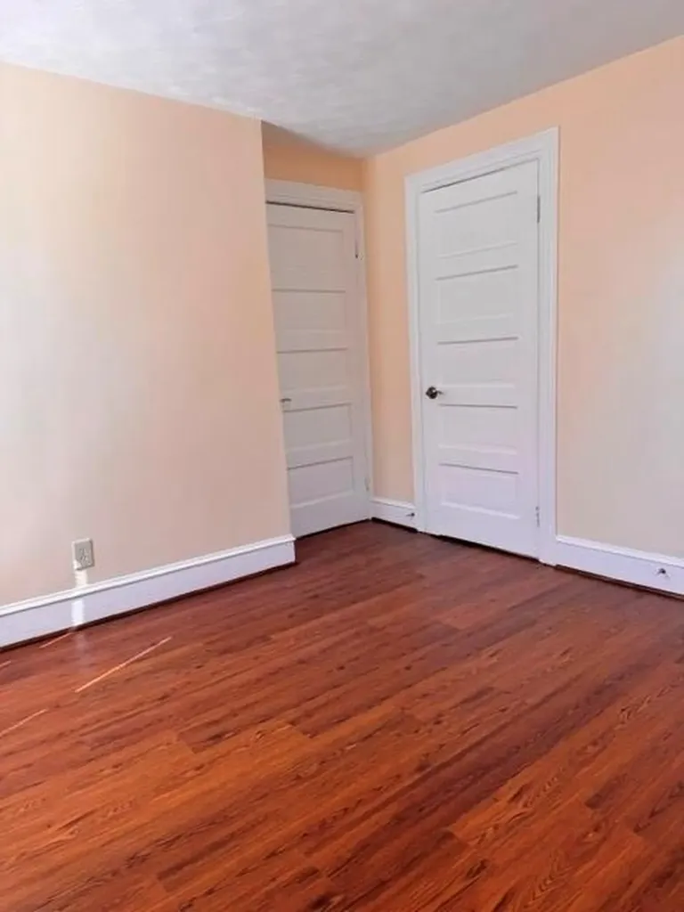31 33 Potters Street Pawtucket RI 02860