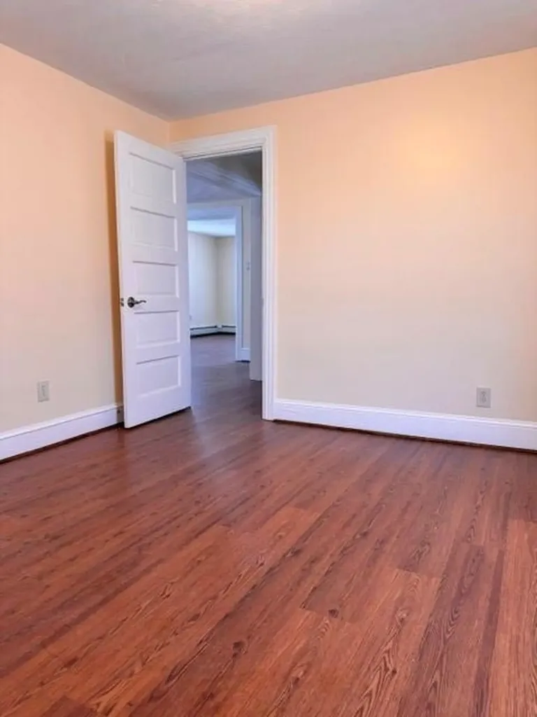 31 33 Potters Street Pawtucket RI 02860