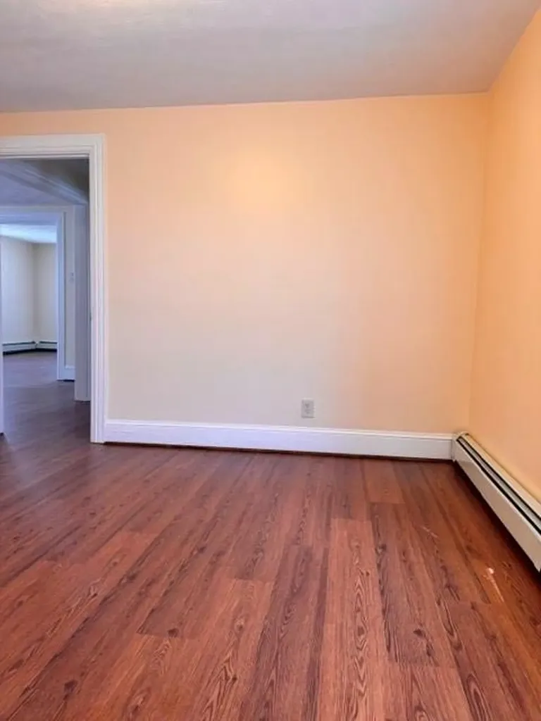 31 33 Potters Street Pawtucket RI 02860