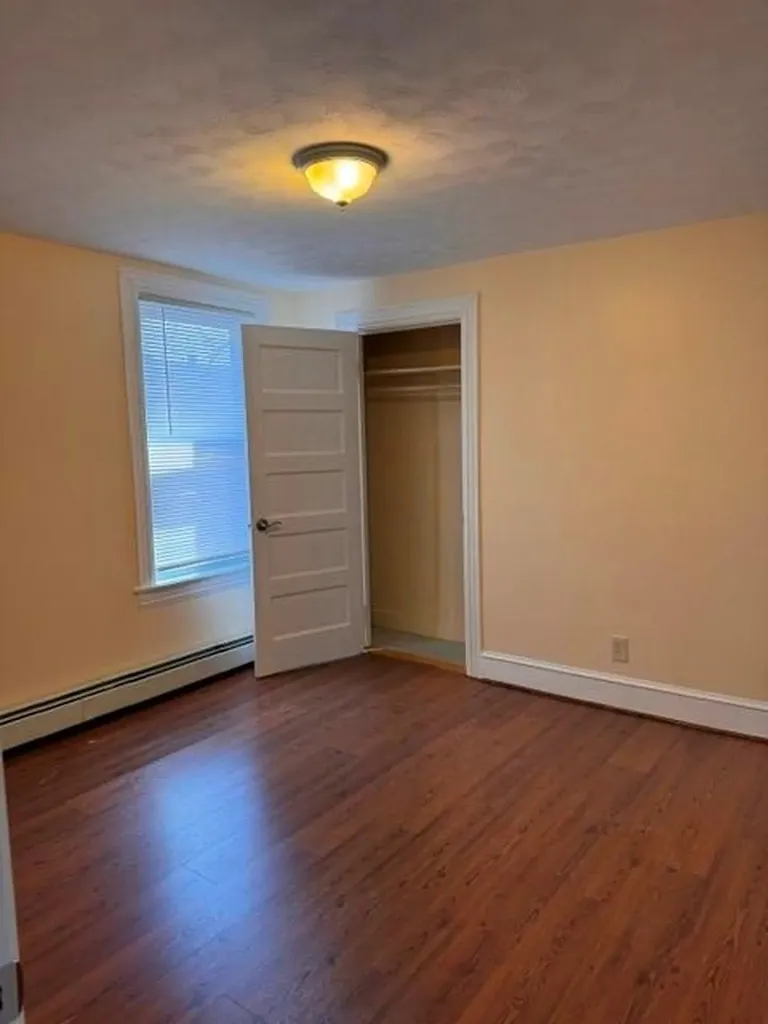 31 33 Potters Street Pawtucket RI 02860
