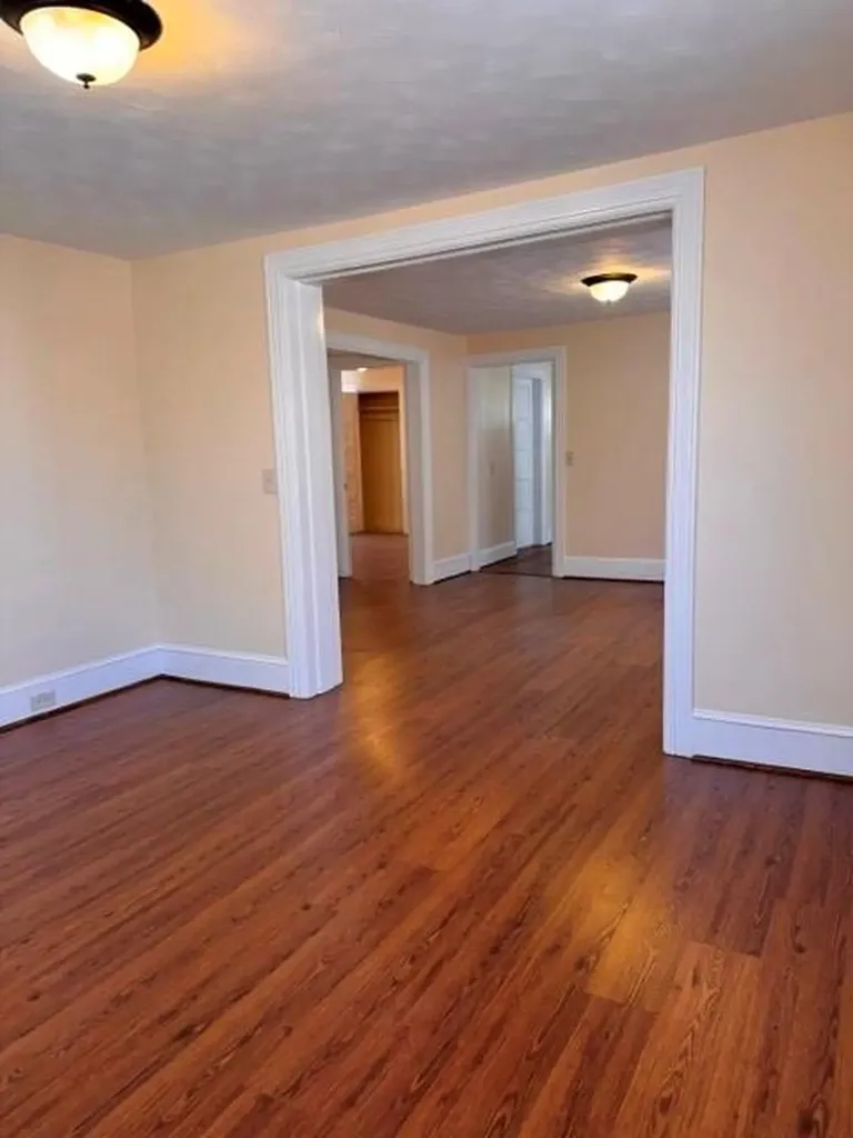 31 33 Potters Street Pawtucket RI 02860