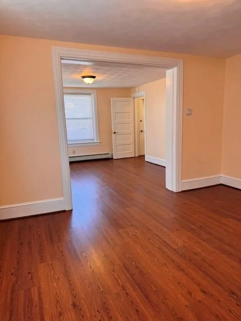 31 33 Potters Street Pawtucket RI 02860