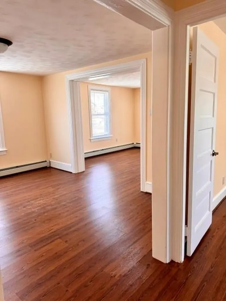 31 33 Potters Street Pawtucket RI 02860