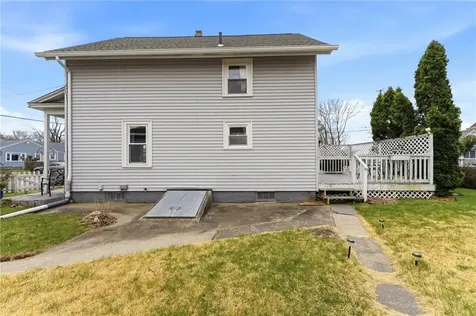48 Read Street East Providence RI 02915