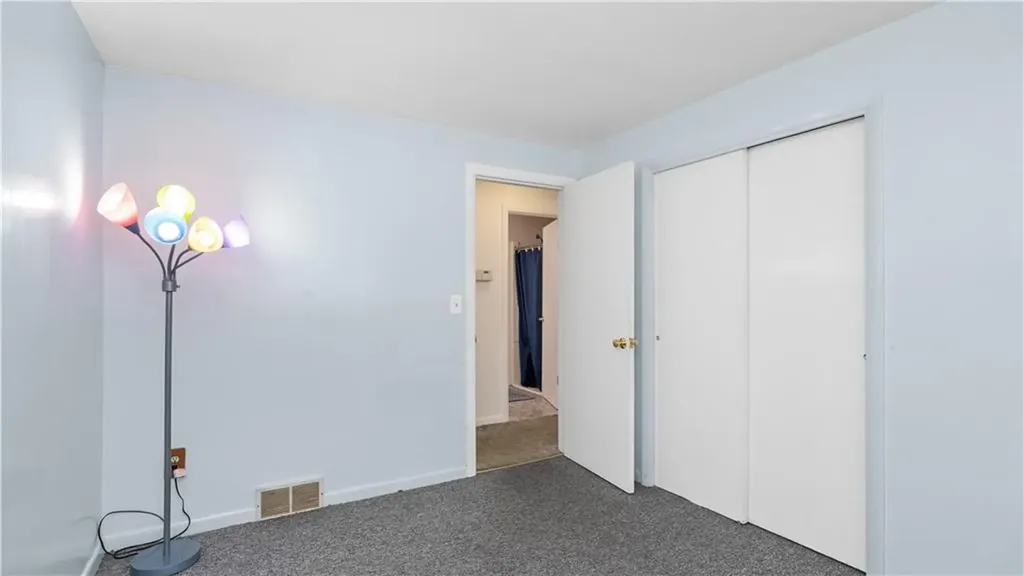 71 Evergreen Road North Kingstown RI 02852