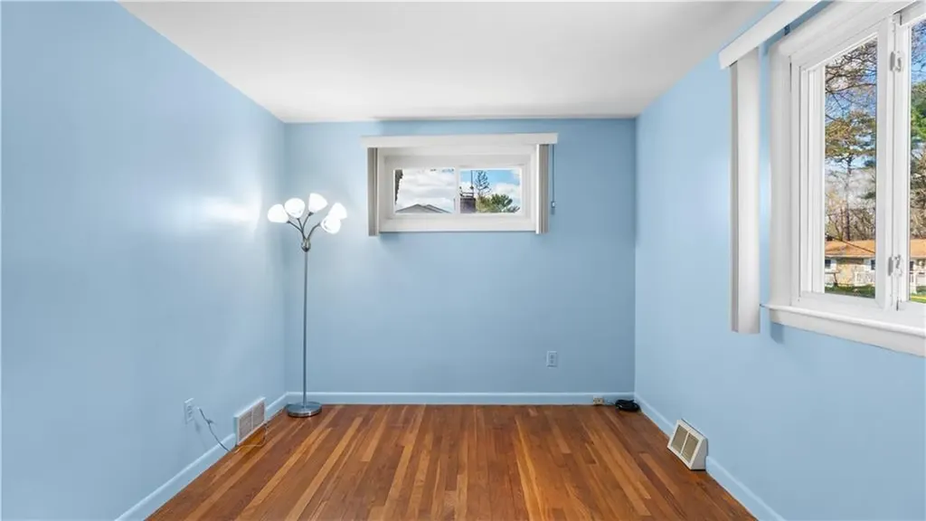 71 Evergreen Road North Kingstown RI 02852
