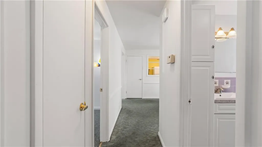 71 Evergreen Road North Kingstown RI 02852