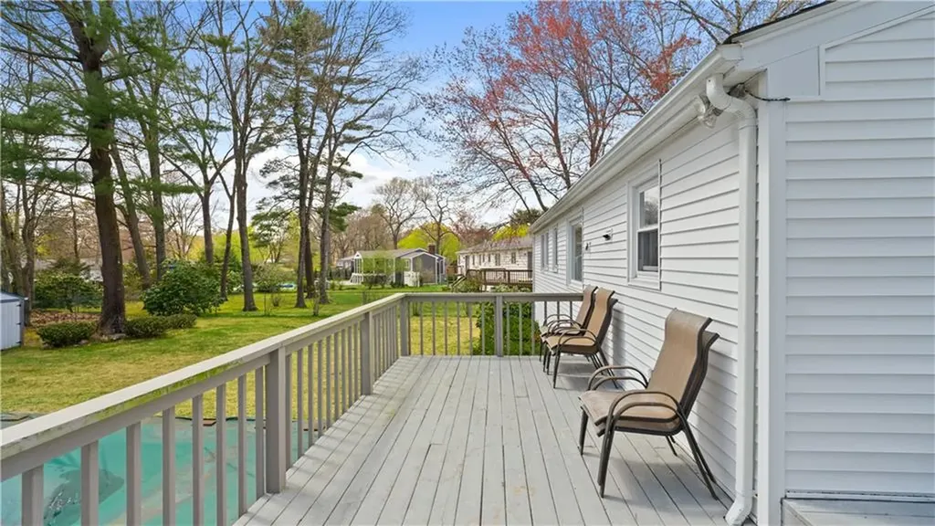 71 Evergreen Road North Kingstown RI 02852