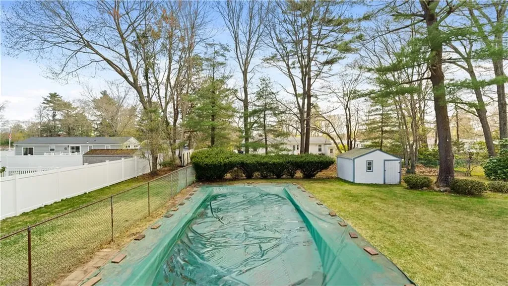 71 Evergreen Road North Kingstown RI 02852