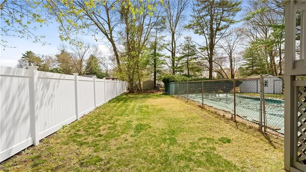 71 Evergreen Road North Kingstown RI 02852