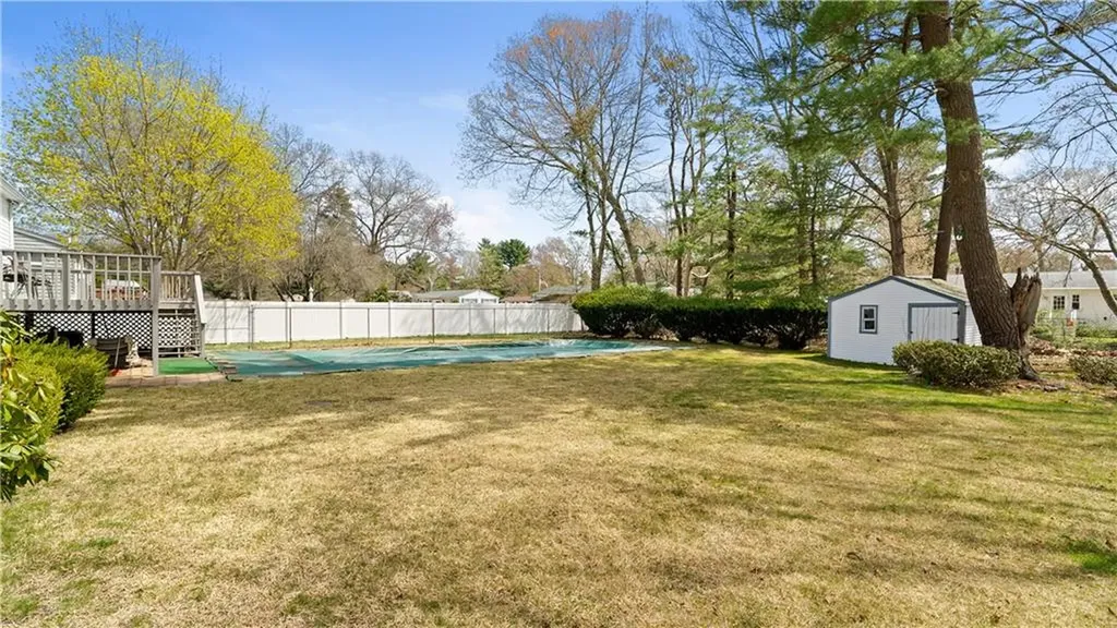 71 Evergreen Road North Kingstown RI 02852