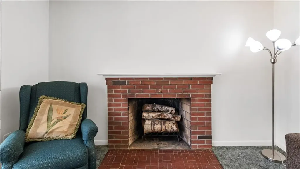 71 Evergreen Road North Kingstown RI 02852