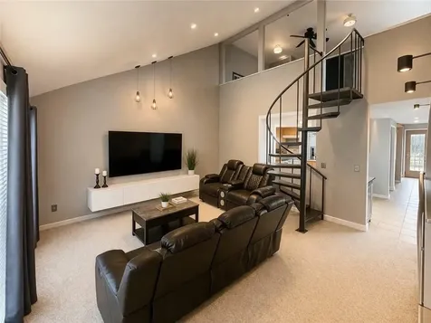 565 Smithfield Road North Providence RI 02904