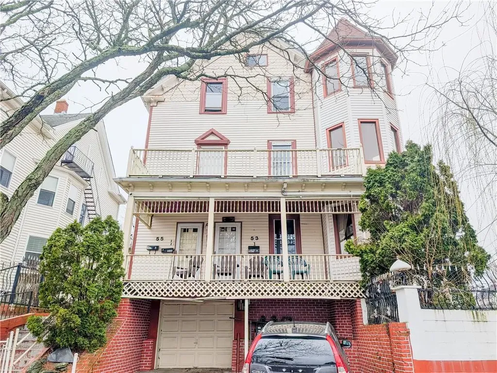 53 Bancroft Street Providence RI 02909