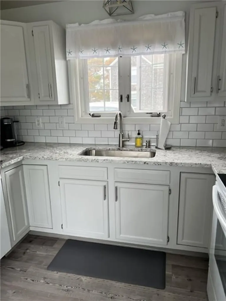 115 Holden Road South Kingstown RI 02879