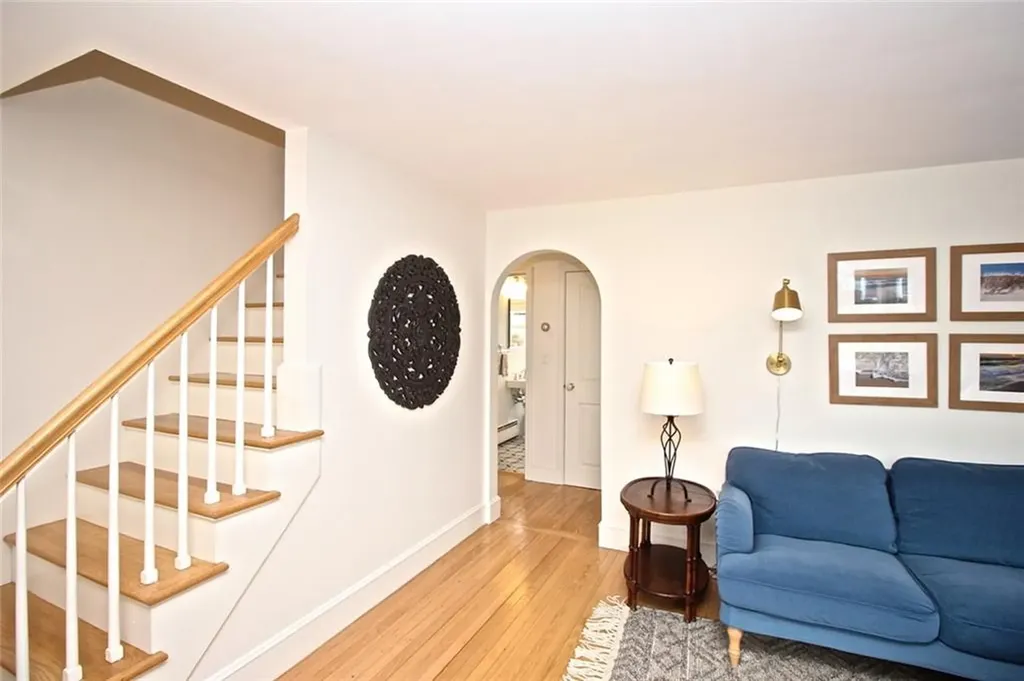 139 Coggeshall Avenue Newport RI 02840