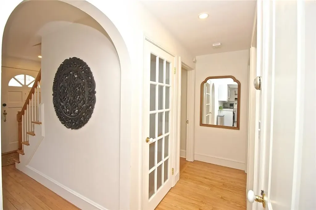 139 Coggeshall Avenue Newport RI 02840