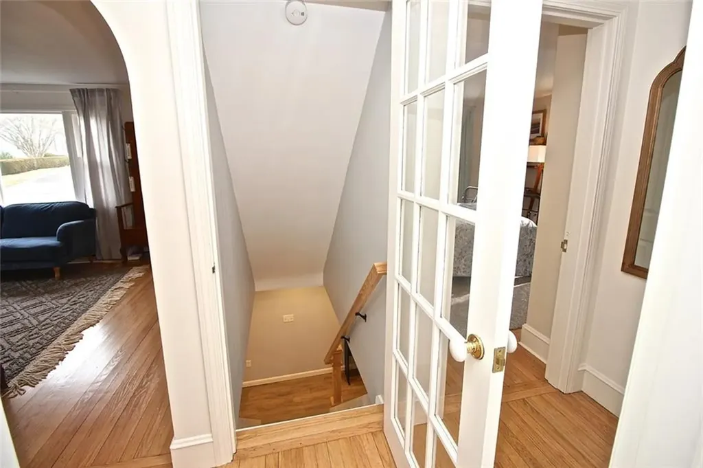 139 Coggeshall Avenue Newport RI 02840