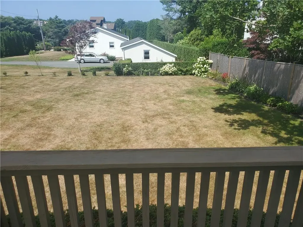 139 Coggeshall Avenue Newport RI 02840
