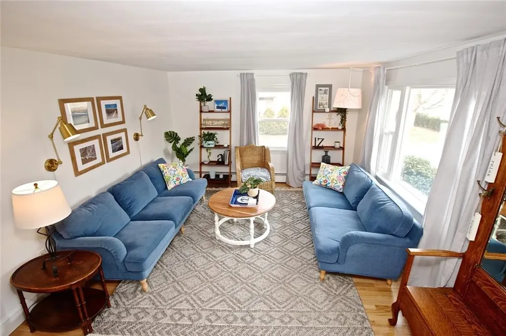 139 Coggeshall Avenue Newport RI 02840