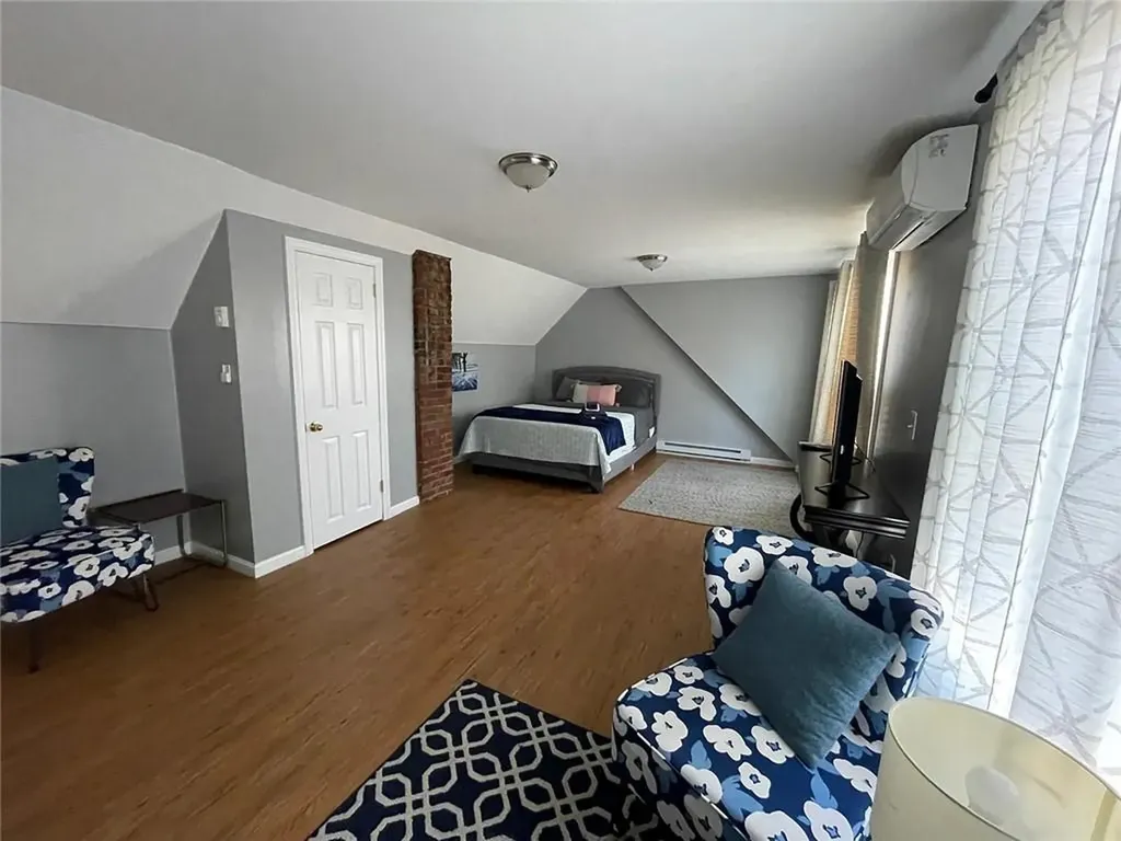29 Anthony Street Newport RI 02840