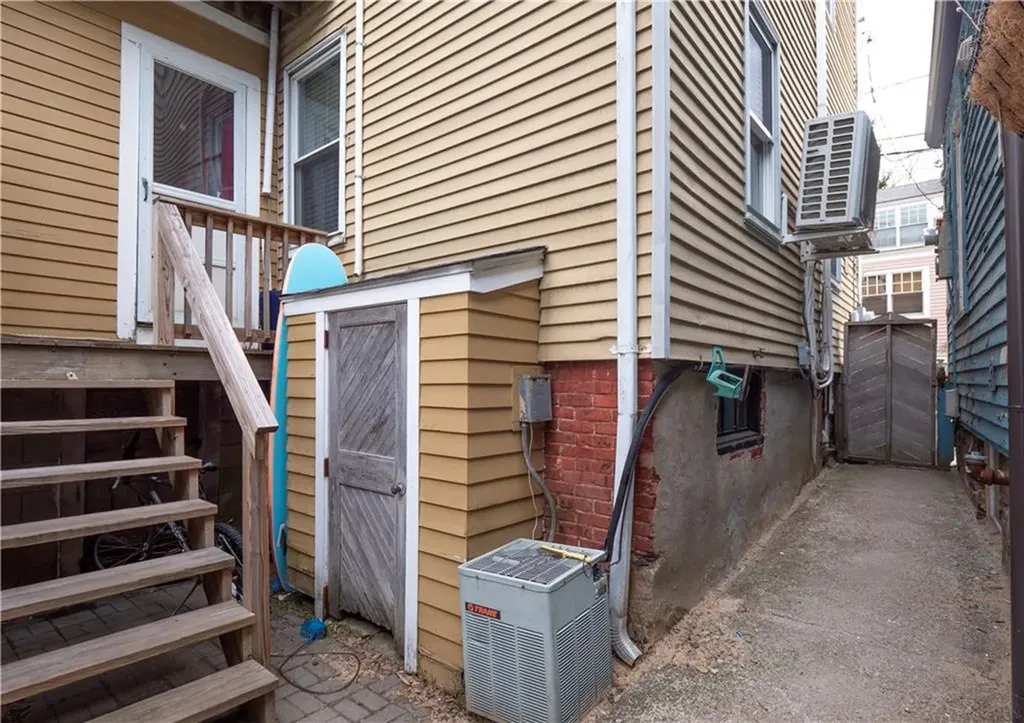 29 Anthony Street Newport RI 02840
