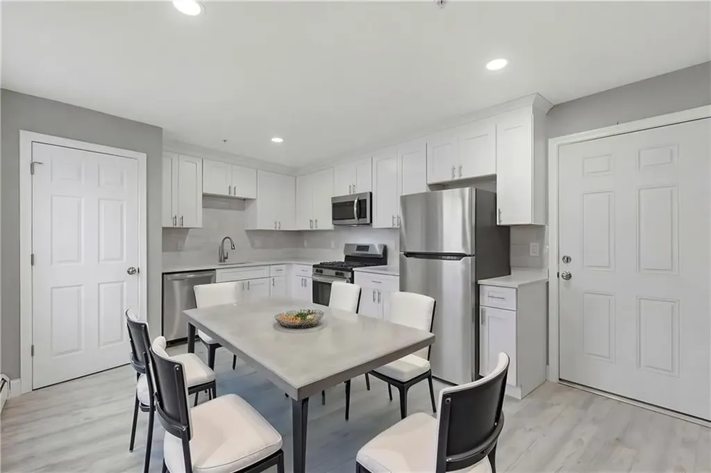 241 Pocasset Avenue Providence RI 02919
