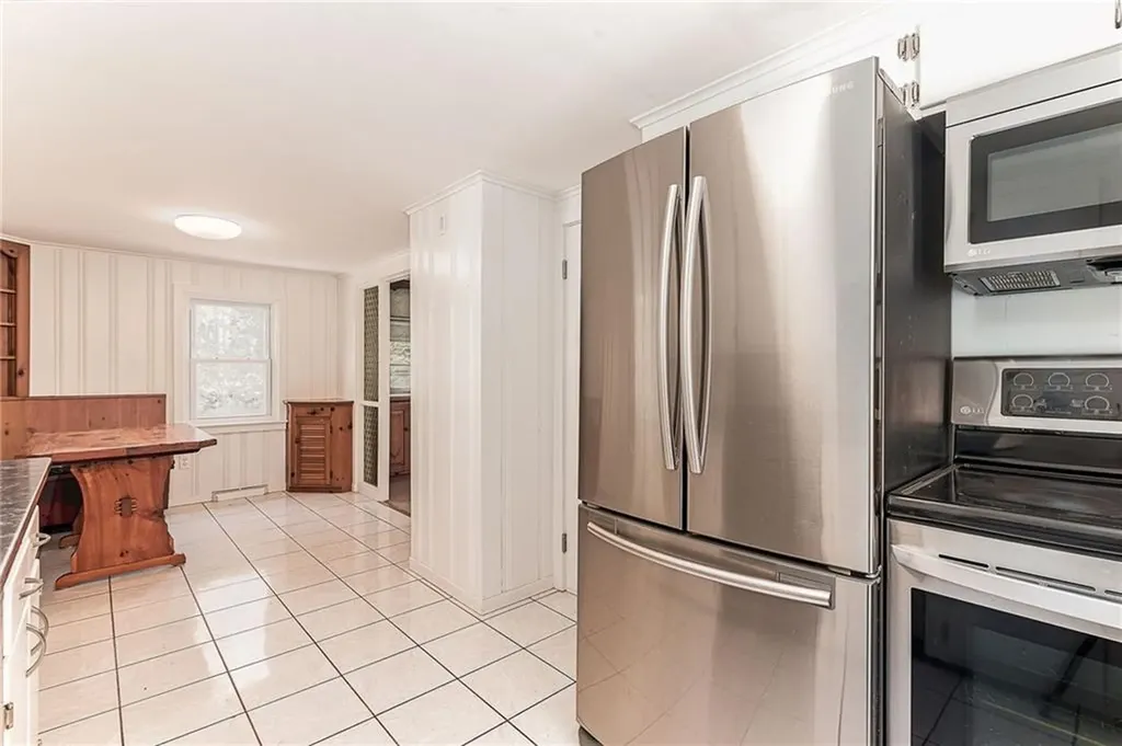 243 South Woody Hill Road Westerly RI 02891