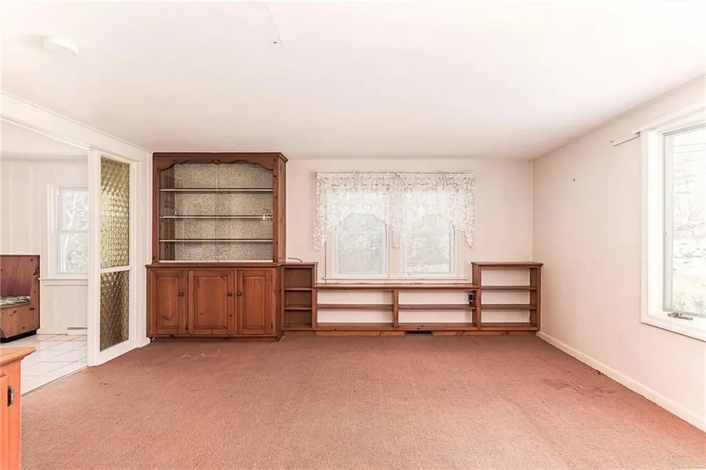 243 South Woody Hill Road Westerly RI 02891