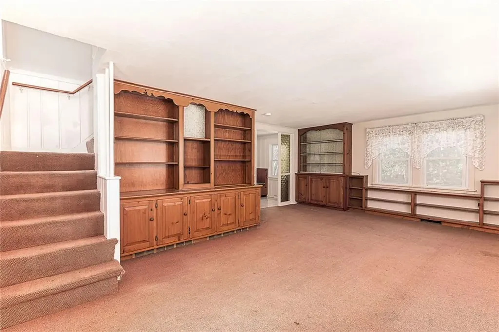 243 South Woody Hill Road Westerly RI 02891