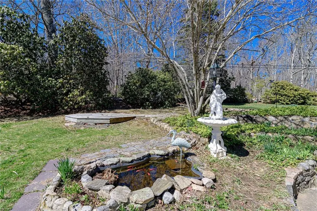 243 South Woody Hill Road Westerly RI 02891