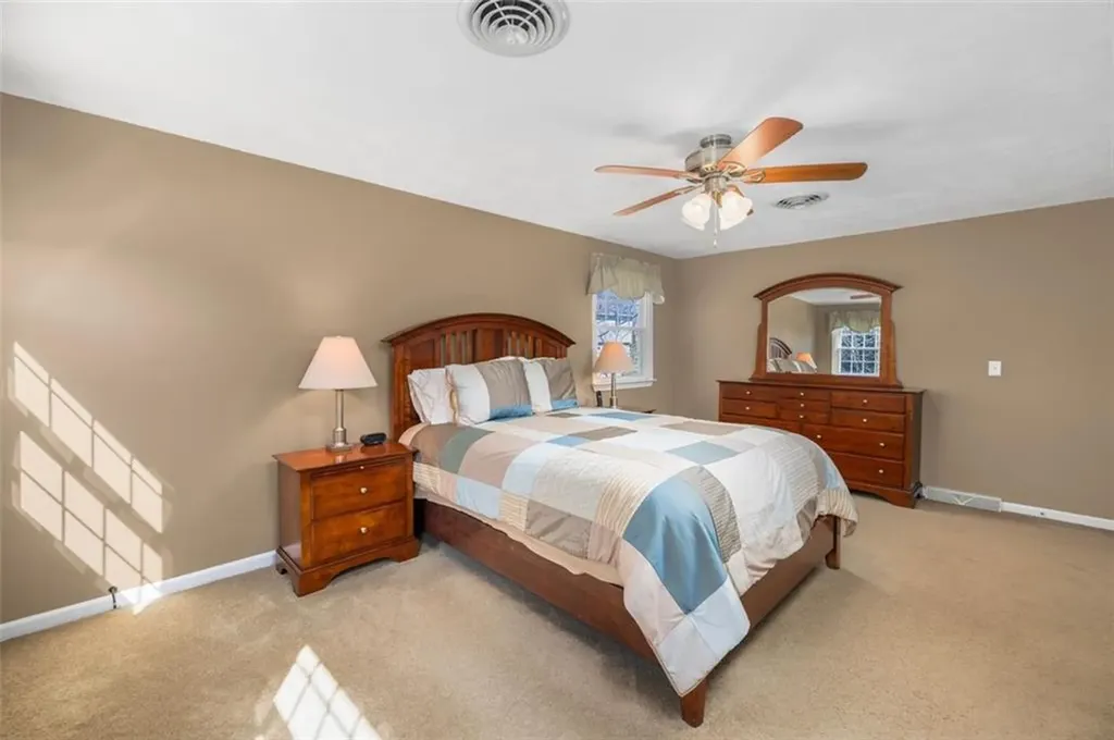 121 Zinnia Street Warwick RI 02886