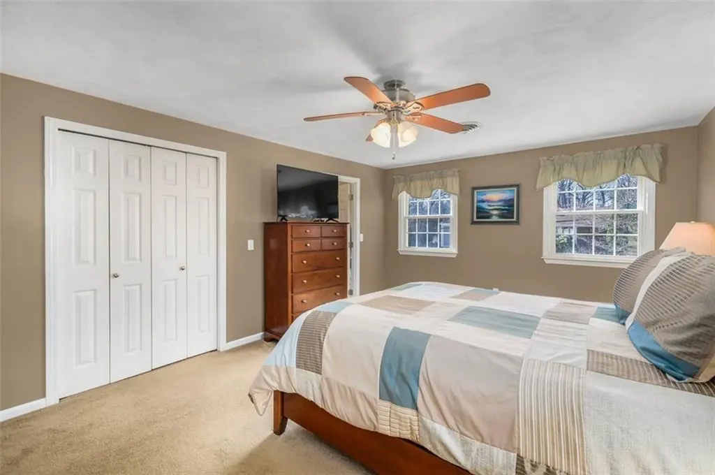121 Zinnia Street Warwick RI 02886