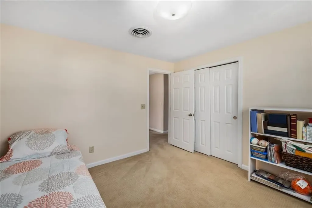 121 Zinnia Street Warwick RI 02886