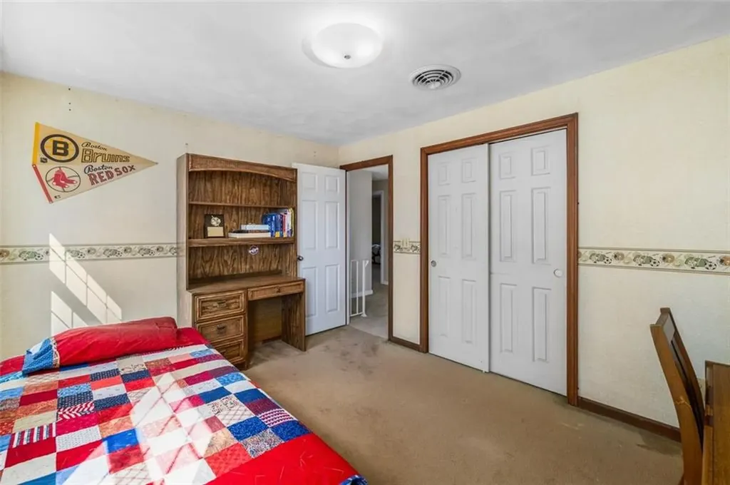 121 Zinnia Street Warwick RI 02886