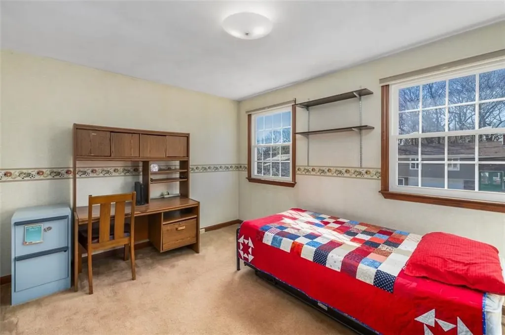 121 Zinnia Street Warwick RI 02886