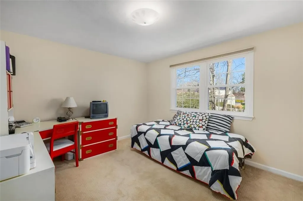 121 Zinnia Street Warwick RI 02886