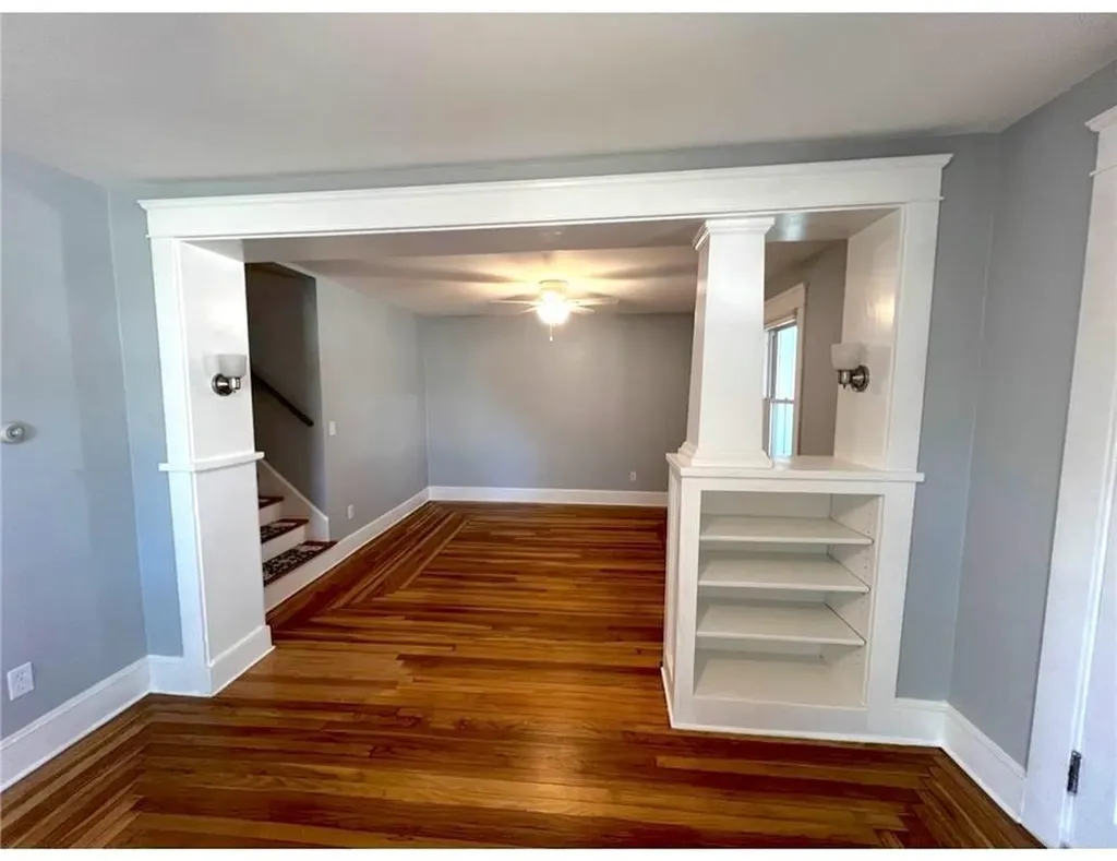 348 Market Street Warren RI 02885