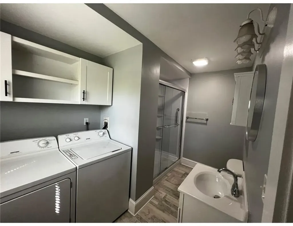 348 Market Street Warren RI 02885