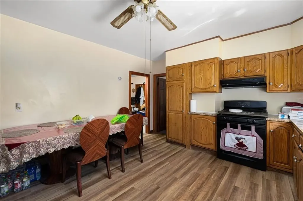 34 Byron Street Cranston RI 02920
