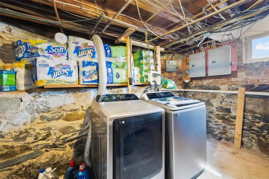 34 Byron Street Cranston RI 02920