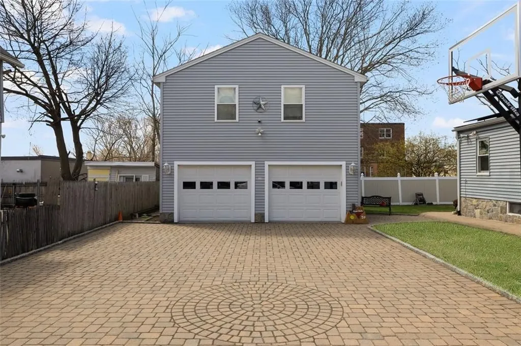 34 Byron Street Cranston RI 02920
