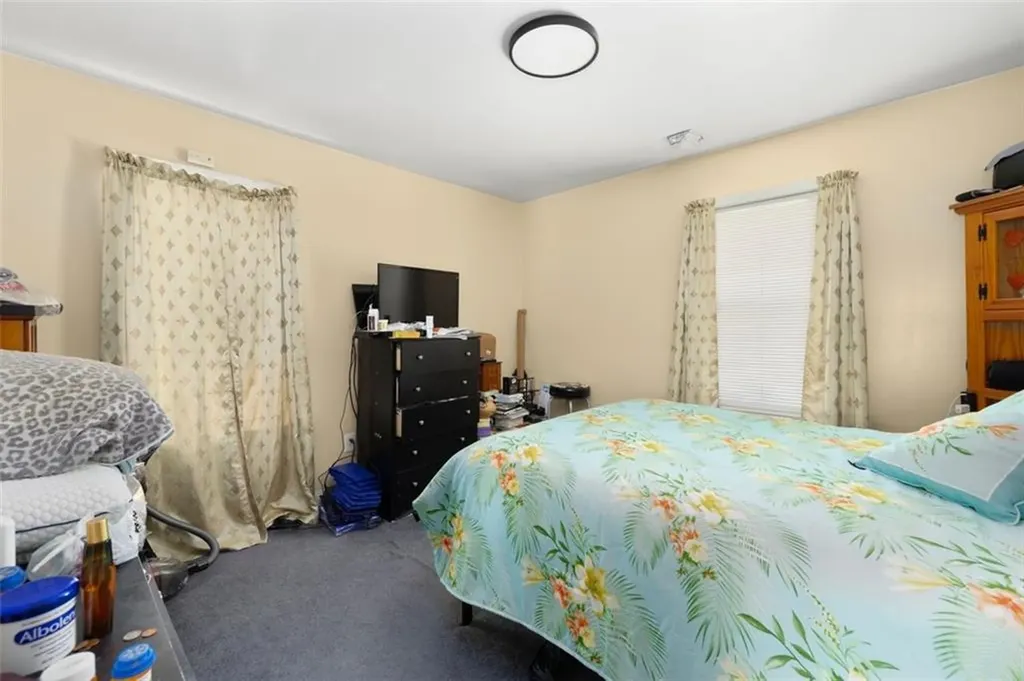 34 Byron Street Cranston RI 02920