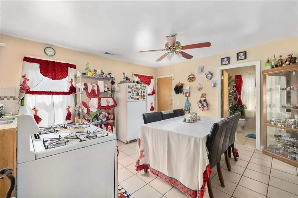 34 Byron Street Cranston RI 02920