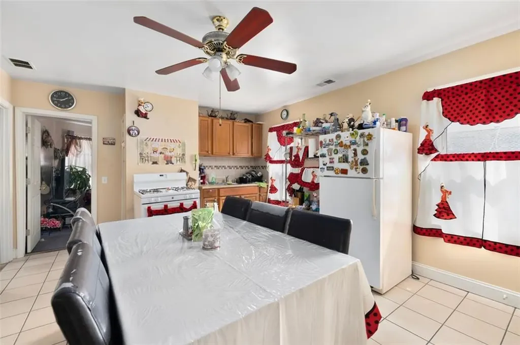34 Byron Street Cranston RI 02920
