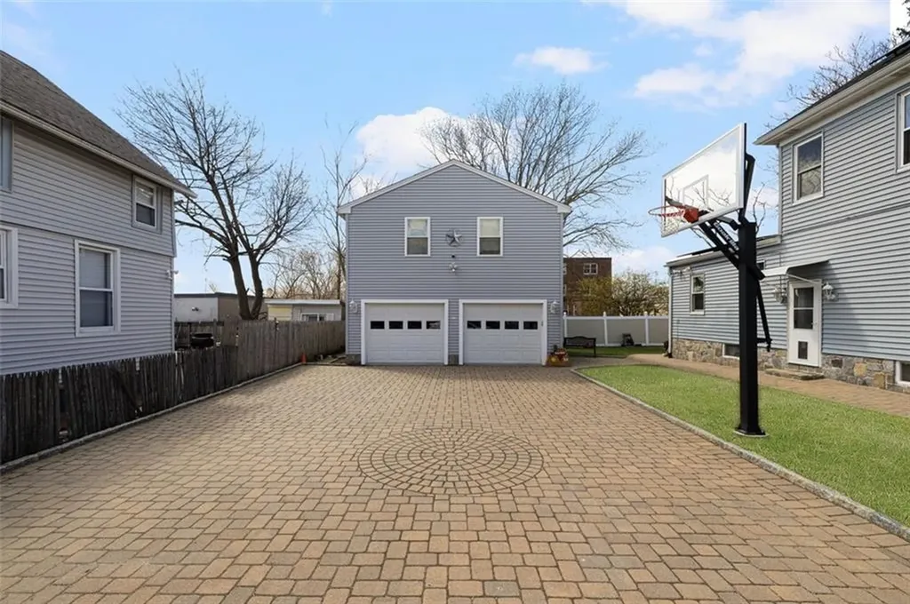 34 Byron Street Cranston RI 02920