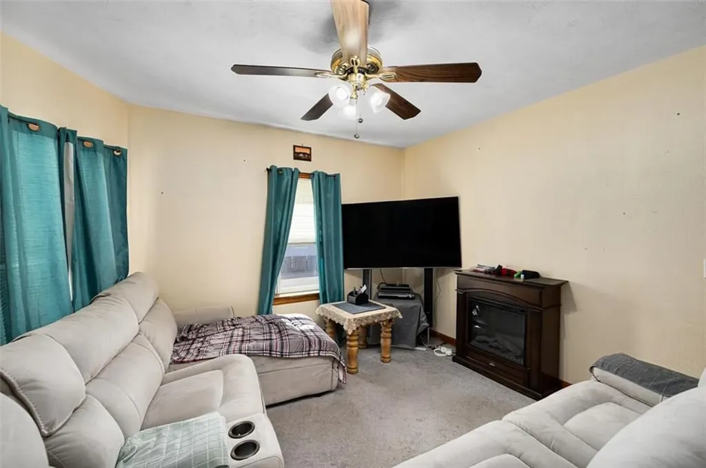 34 Byron Street Cranston RI 02920